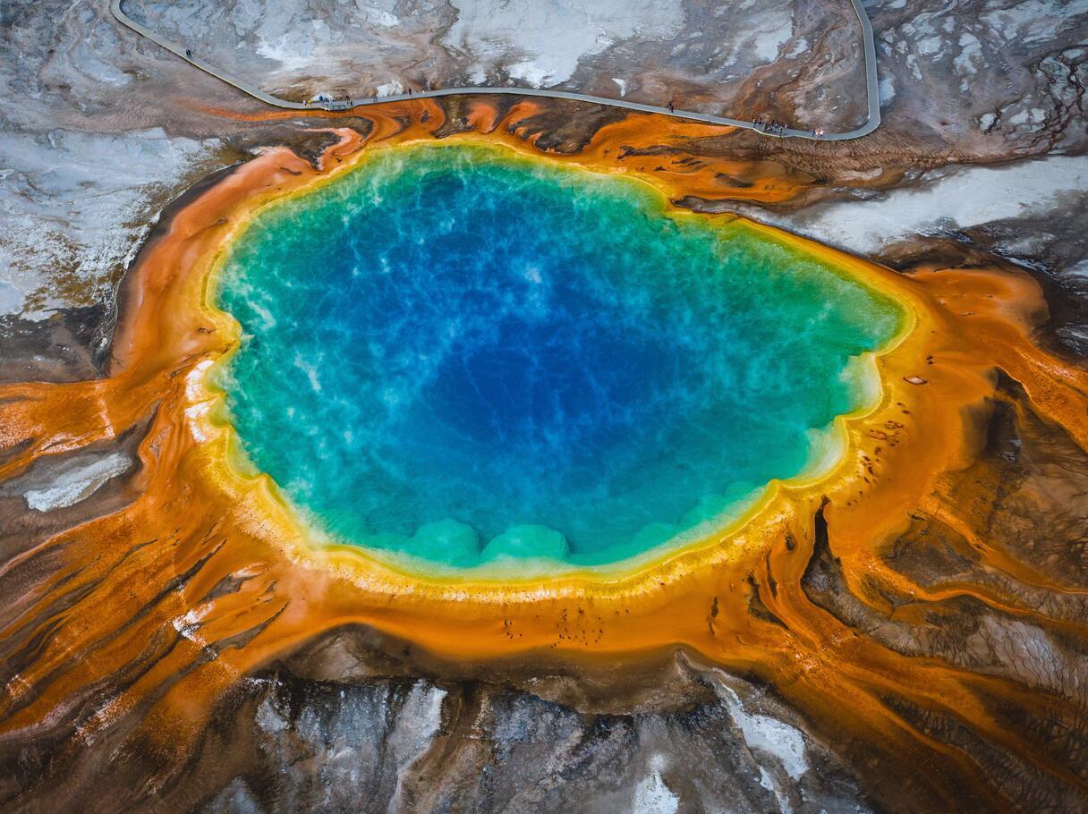 road trip through the yellowstone national park and see volcanic hot spots