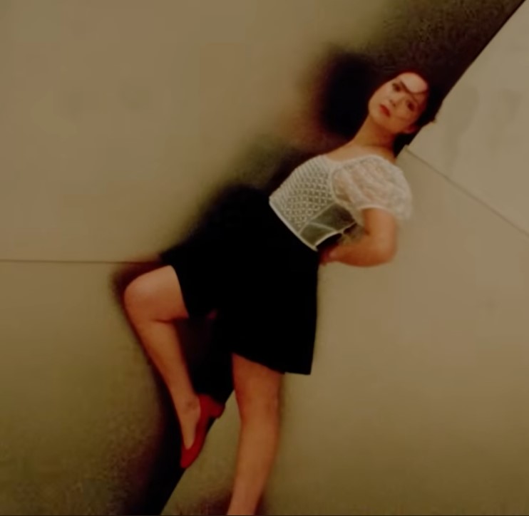 How to get VIP Tickets to Laufey concert